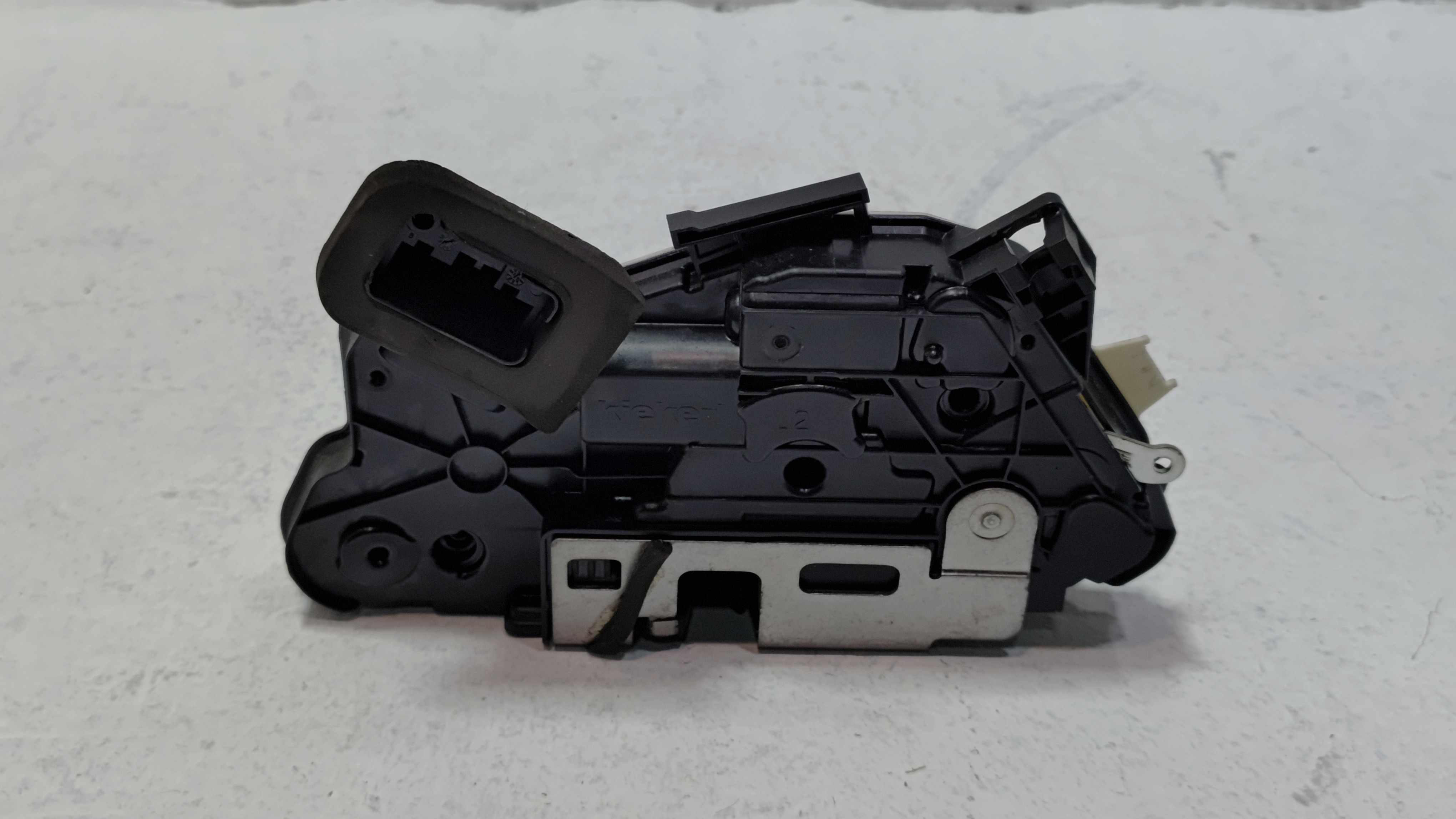 2018-2025 Volkswagen Atlas Front Driver Side Door Lock Latch Actuator Motor OEM