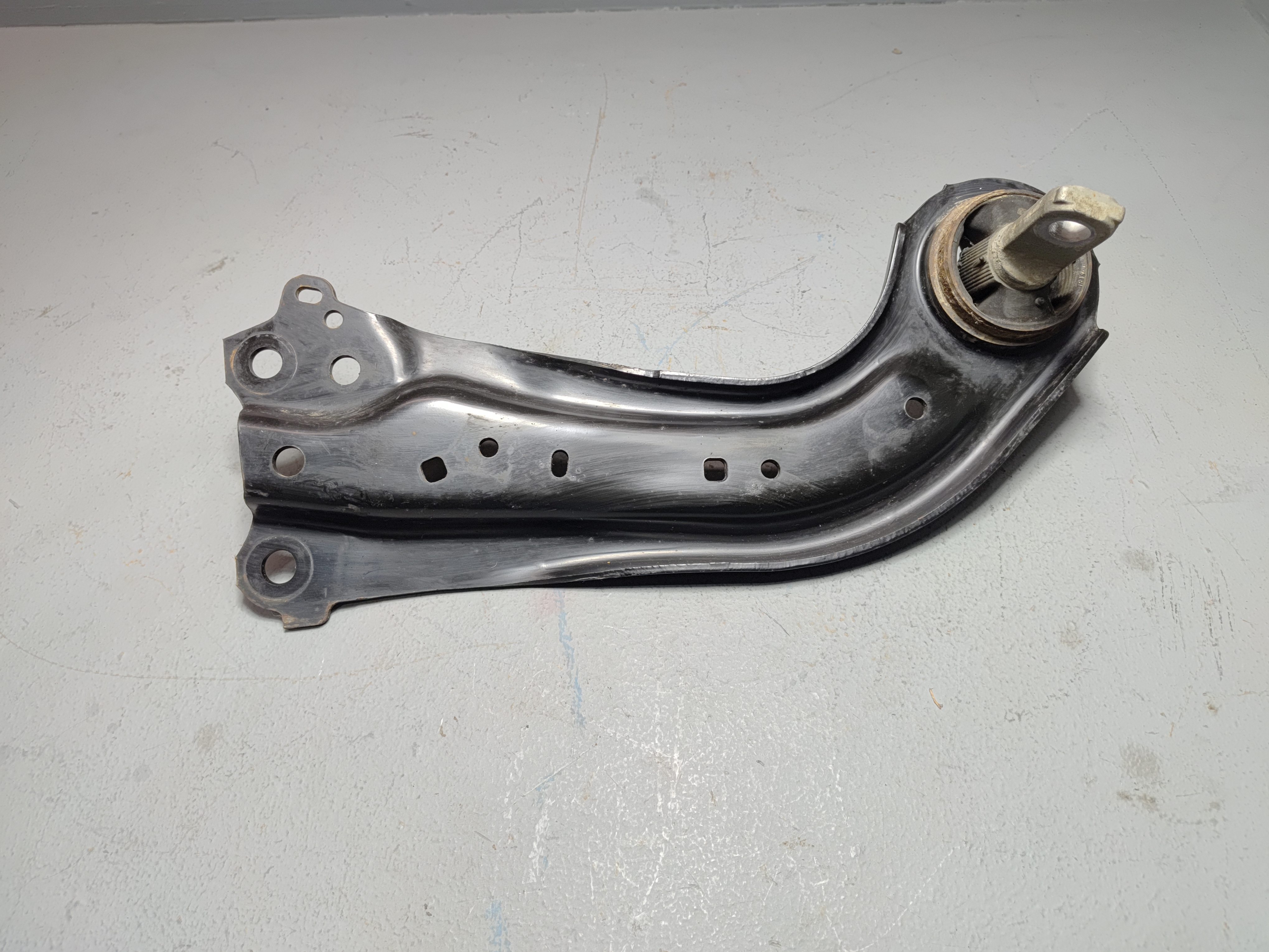 2019-2025 TOYOTA RAV4 REAR LEFT DRIVER SIDE TRAILING CONTROL ARM OEM