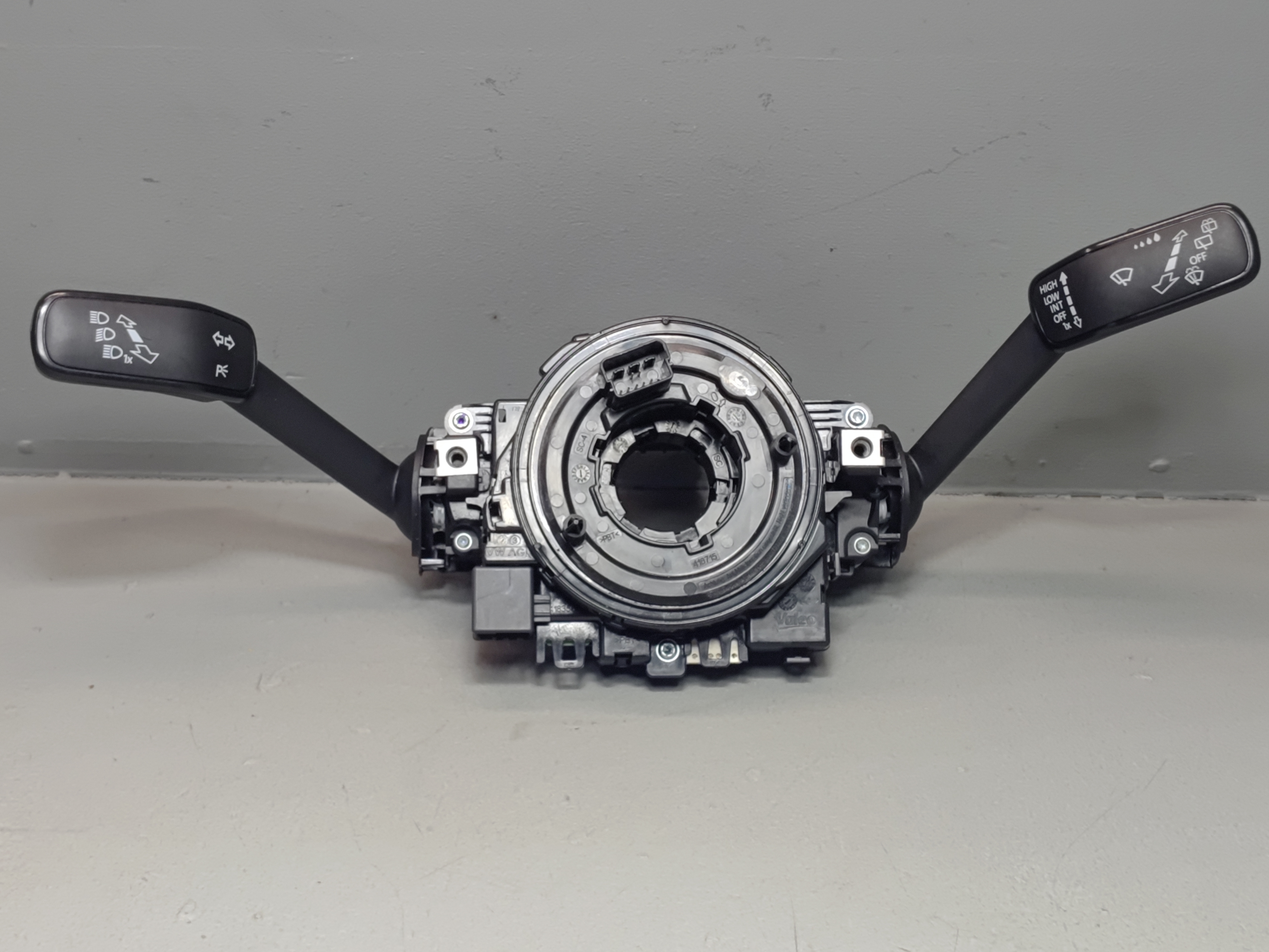 2018-2025 VOLKSWAGEN ATLAS STEERING COLUMN MULTI FUNCTION CONTROL SWITCH OEM