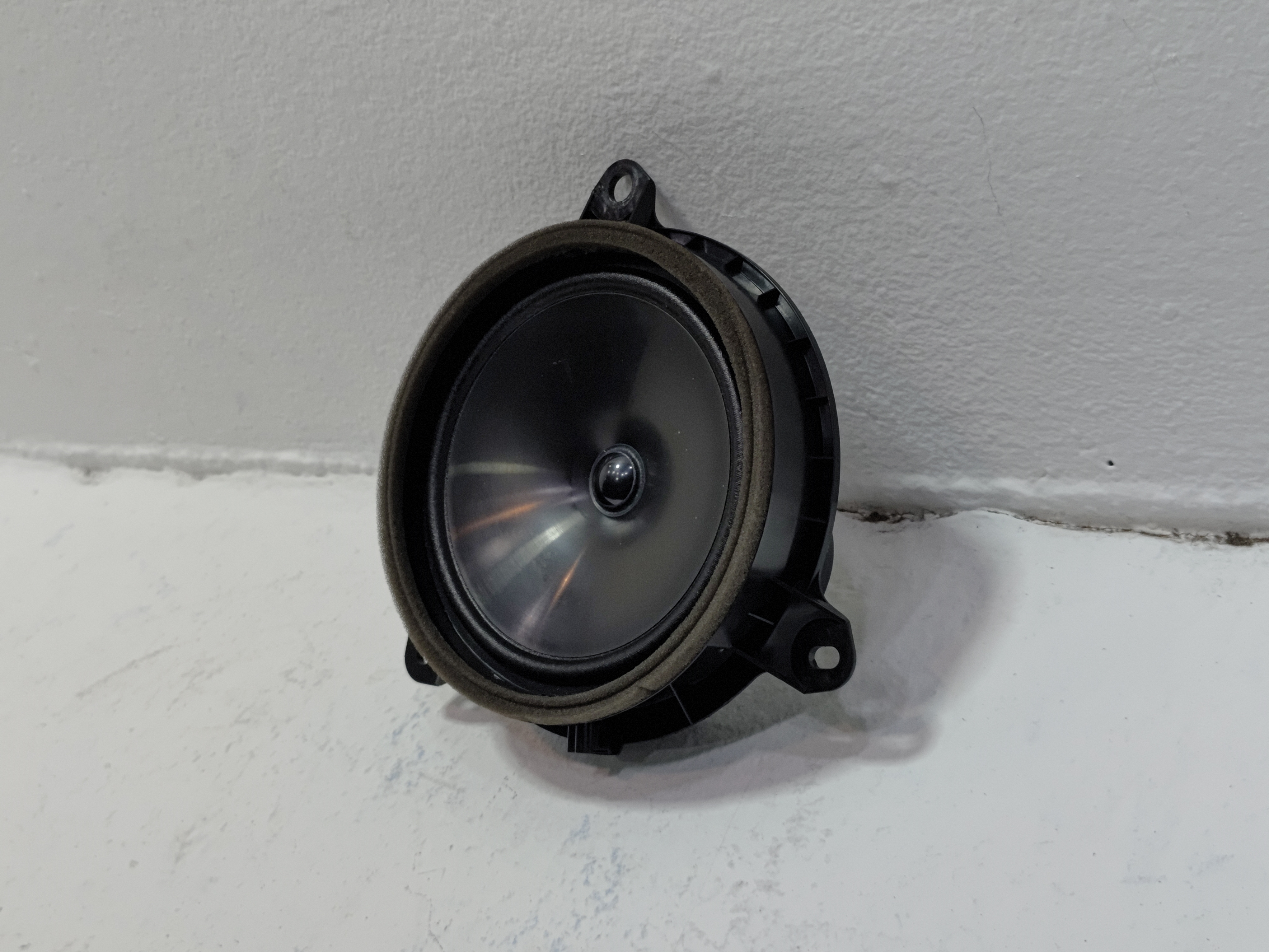 2019-25 TOYOTA RAV4 FRONT LEFT OR RIGHT SIDE DOOR PANEL AUDIO SOUND SPEAKER OEM