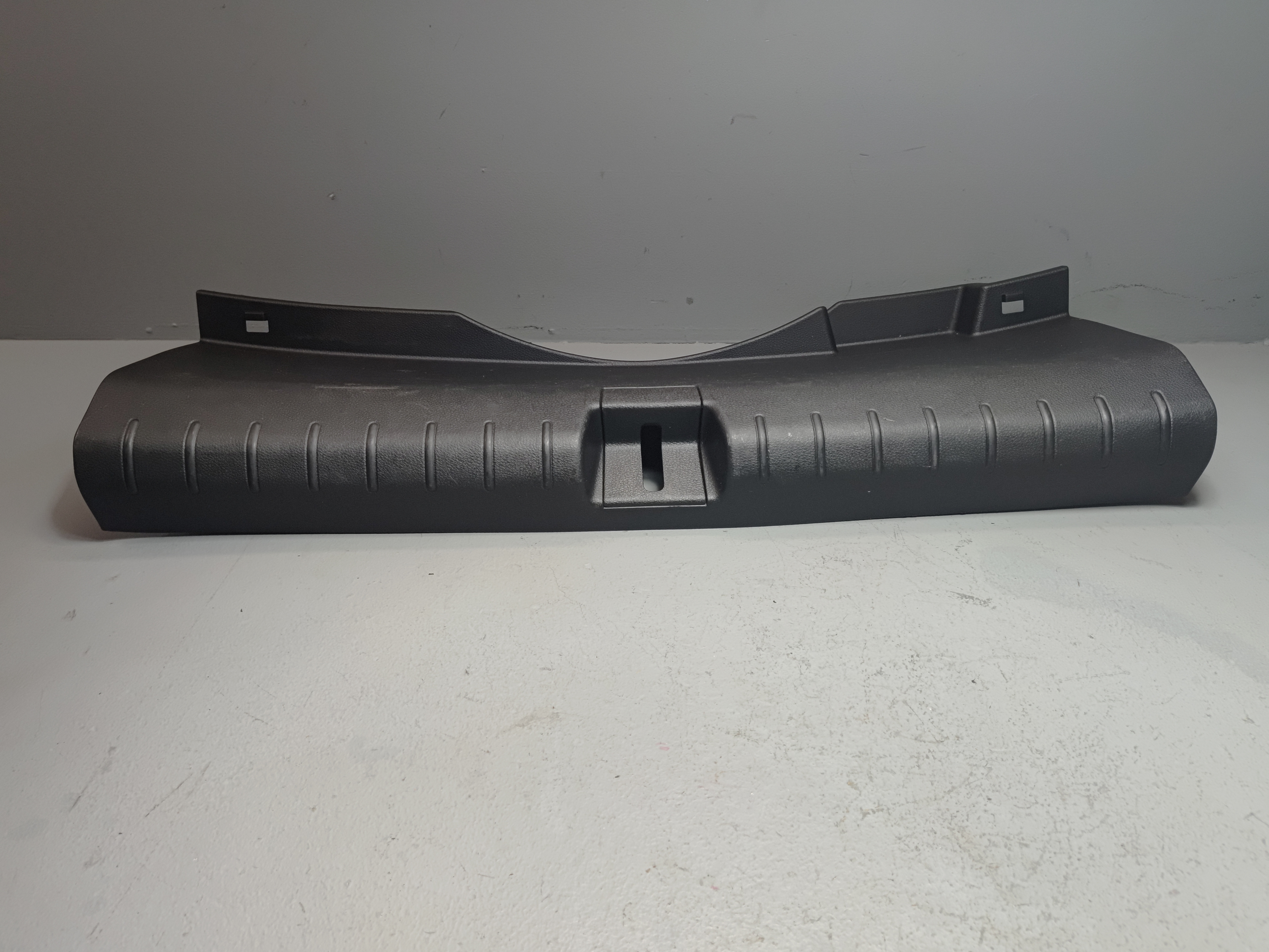 2016-2021 HONDA CIVIC TRUNK REAR PANEL TRIM SCUFF PLATE OEM