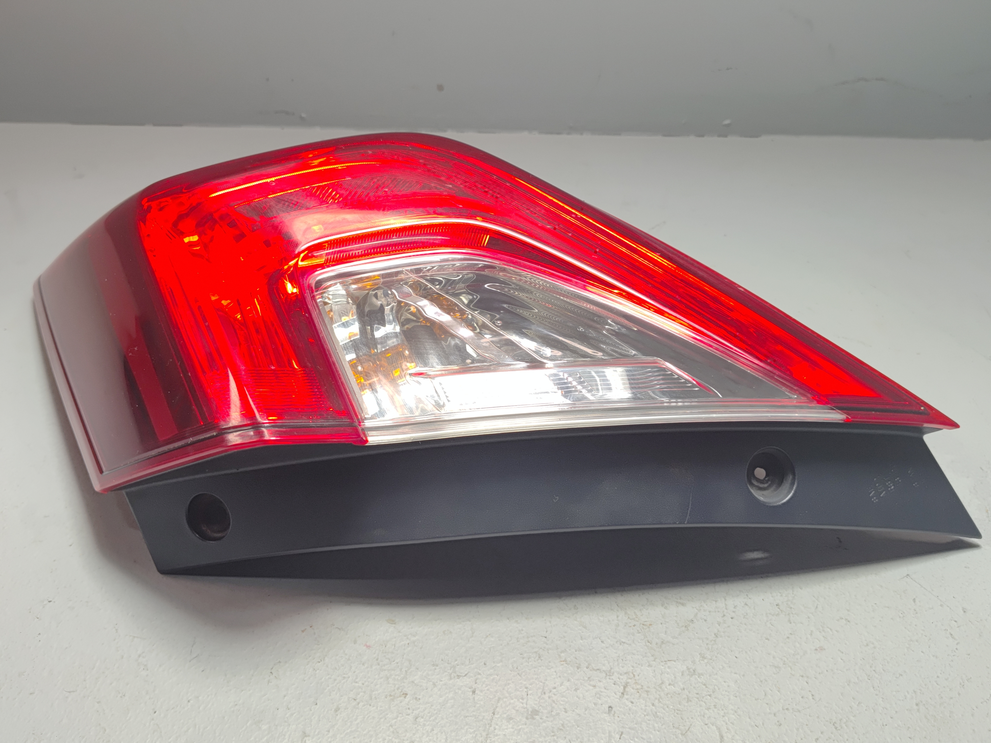 2016-2021 Honda Civic Rear Right Passenger Side Outer Taillight Tail Light OEM