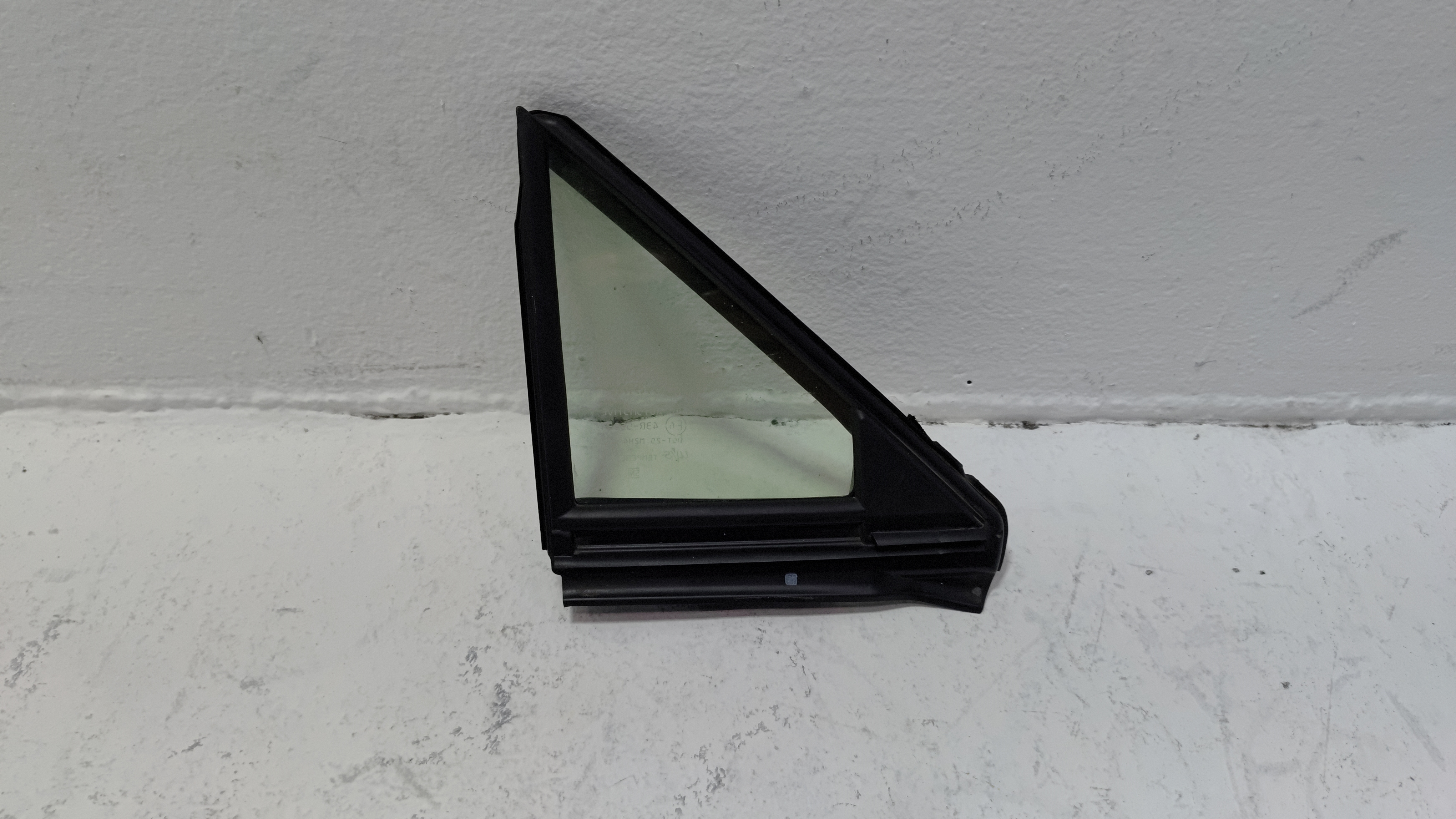 2019-2025 Toyota RAV4 Front Right Passenger Door Window Corner Fixed Glass OEM