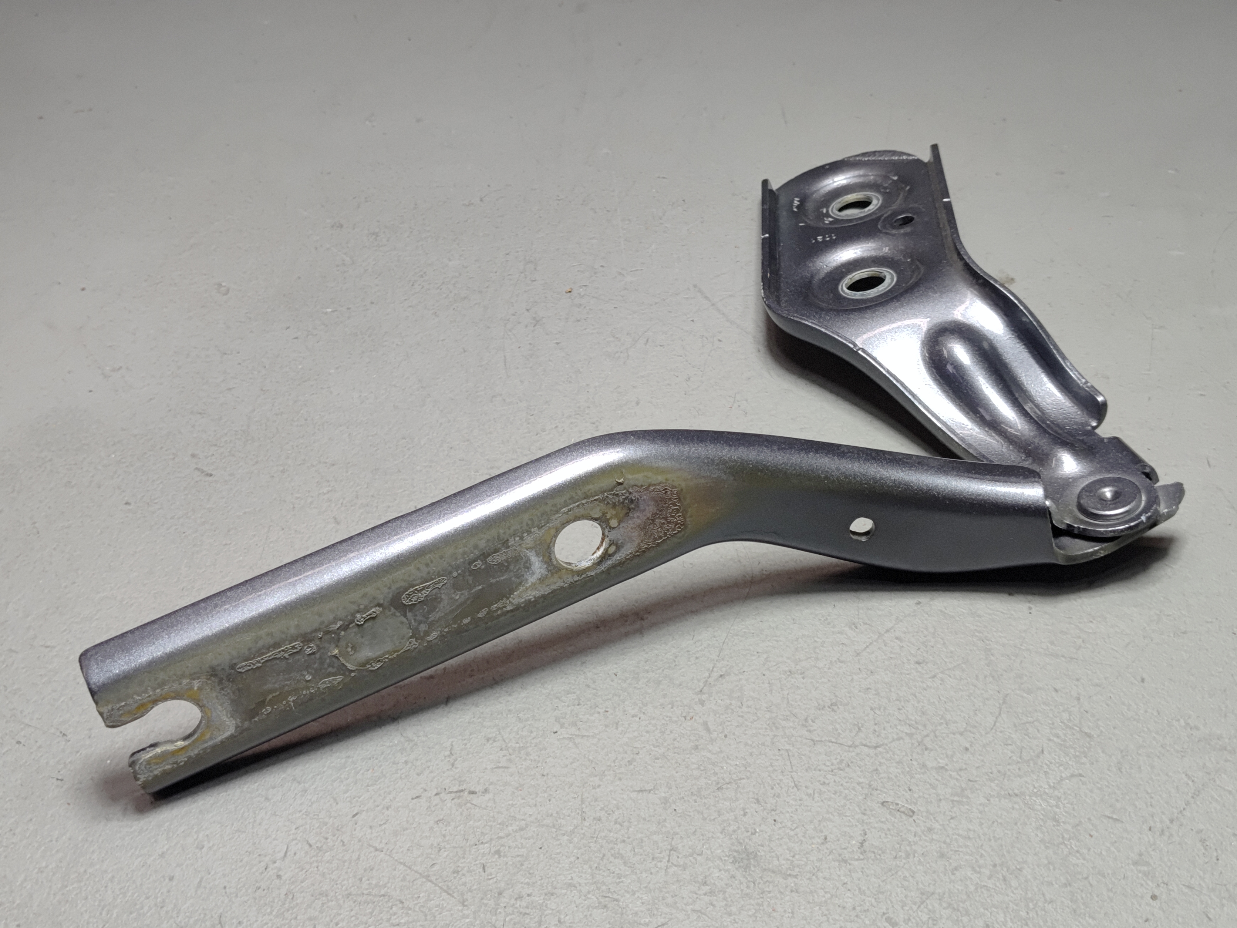 2018-2025 Volkswagen Atlas Front Left Driver Side Hood Hinge OEM