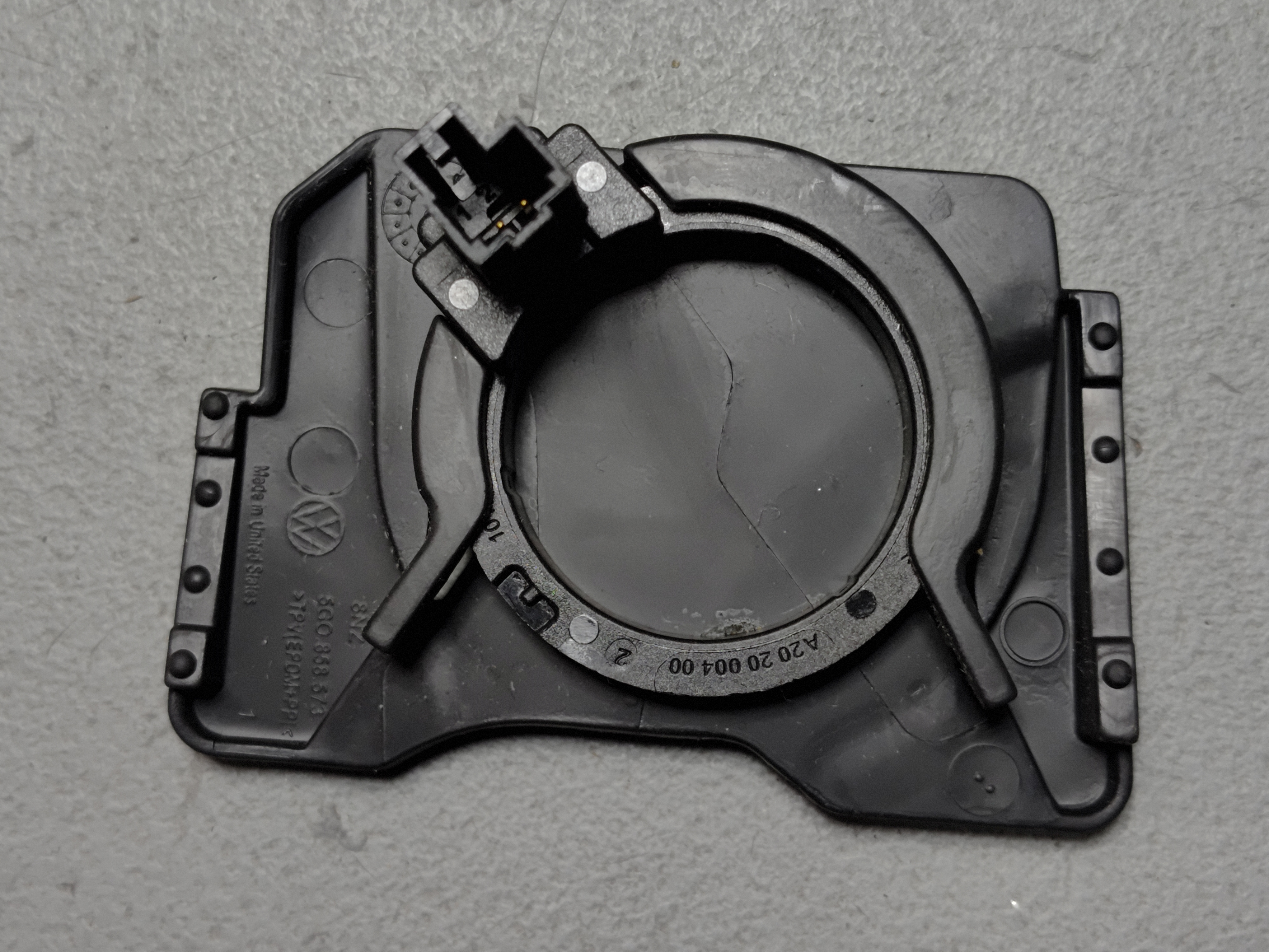 2018-2023 VOLKSWAGEN ATLAS STEERING COLUMN IGNITION COIL MODULE W/ COVER OEM