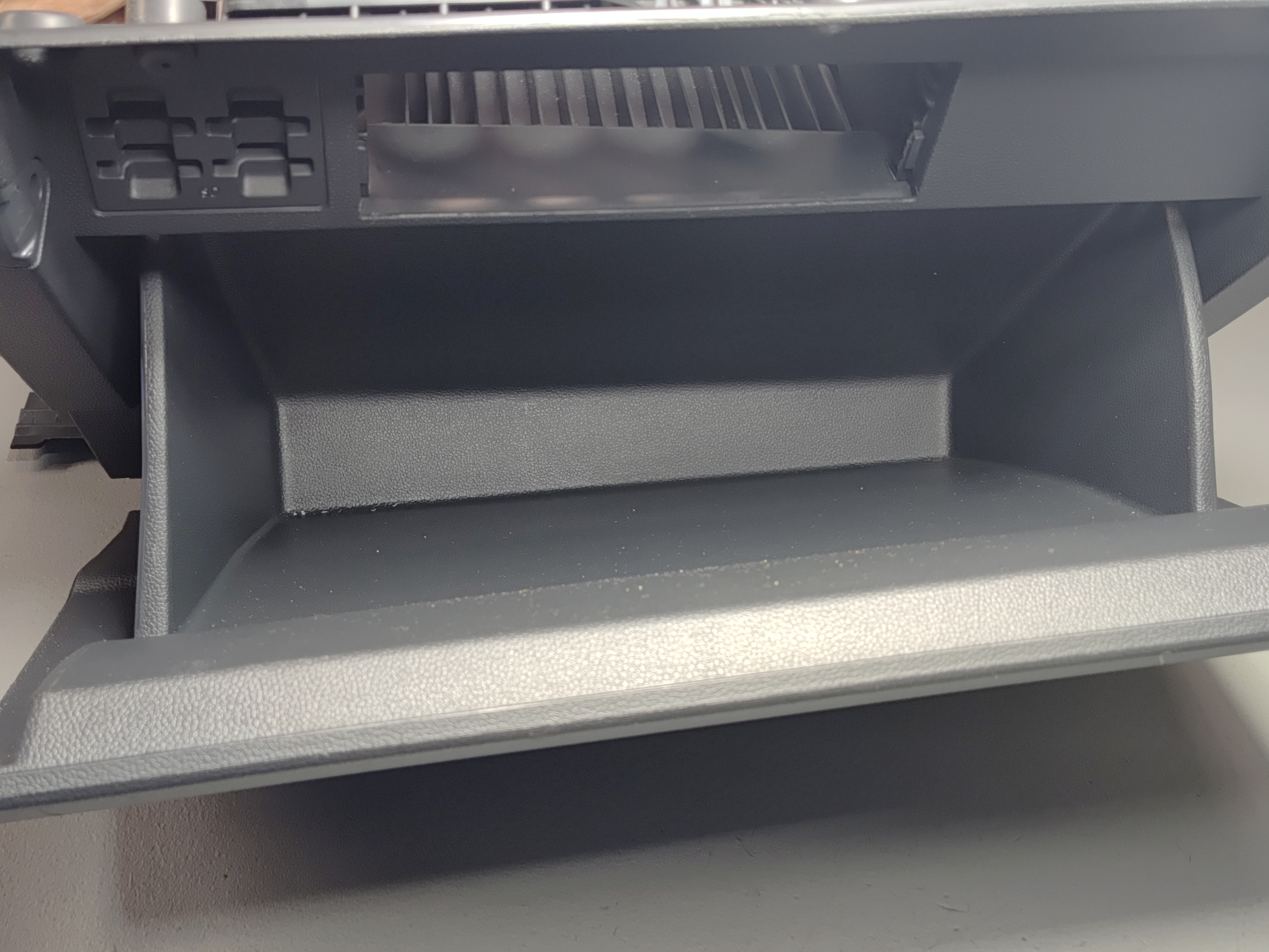 2018-2023 Volkswagen Atlas Dashboard Glove Box Storage Compartment Black OEM