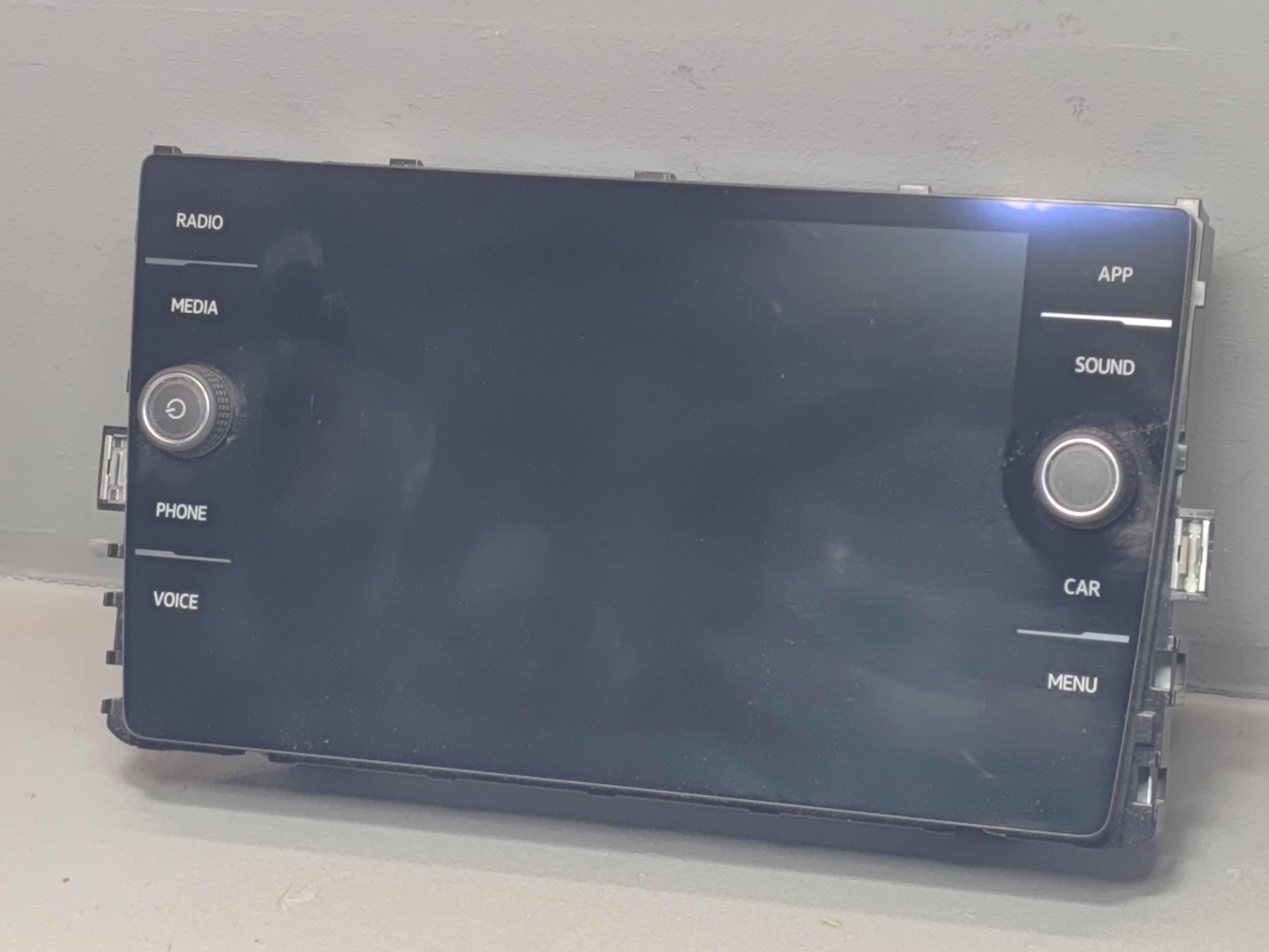 2018-2023 Volkswagen Atlas Audio Media Radio AM/FM/CD Receiver OEM