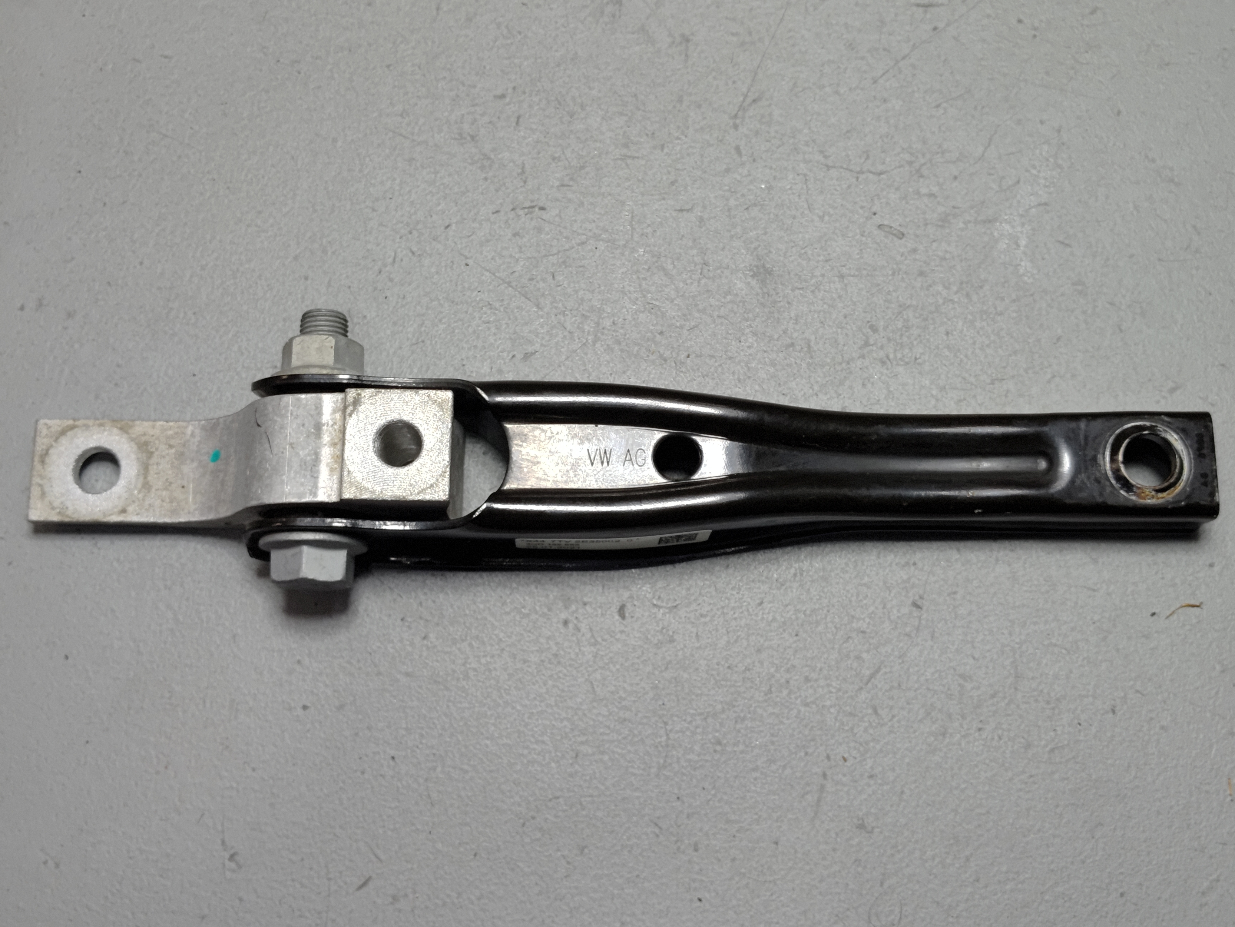 2020-2025 Volkswagen Atlas Cross Sport Engine Mount Front Support OEM