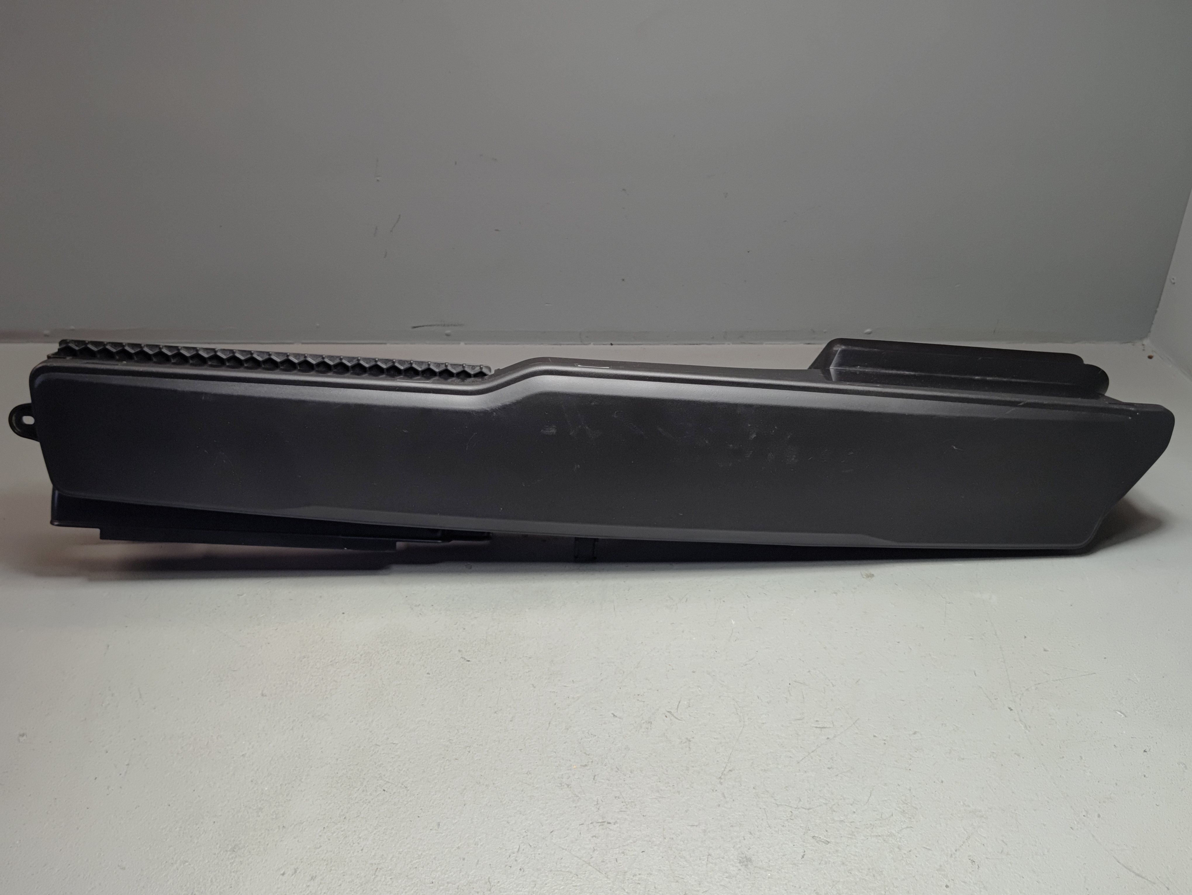 2020-2025 Volkswagen Atlas Cross Sport Air Cleaner Inlet Intake Duct Tube OEM