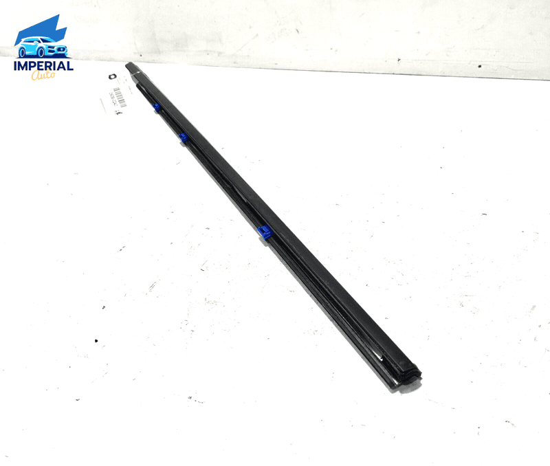 FRONT RIGHT PASSENGER SIDE DOOR WINDOW BELT MOLDING OEM ACURA TLX 2015-2020