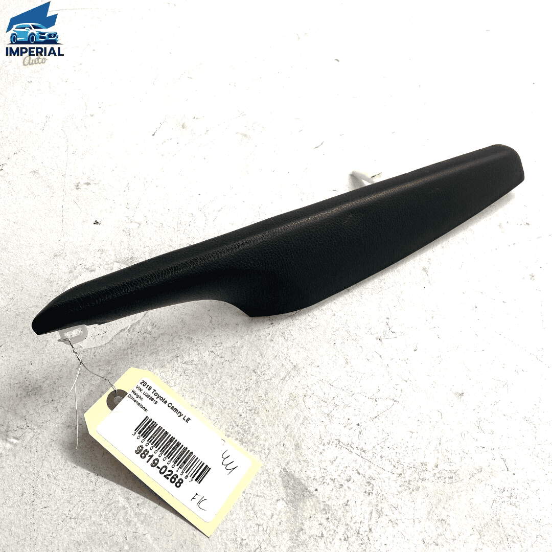 2018-21 Toyota Camry Front Left Driver Side Door Armrest Panel Trim Assembl