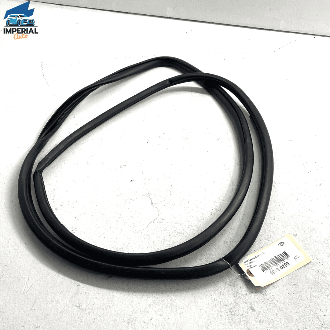 2018-21 Toyota Camry Front Left Driver Side Door On Body Wheatherstrip Seal