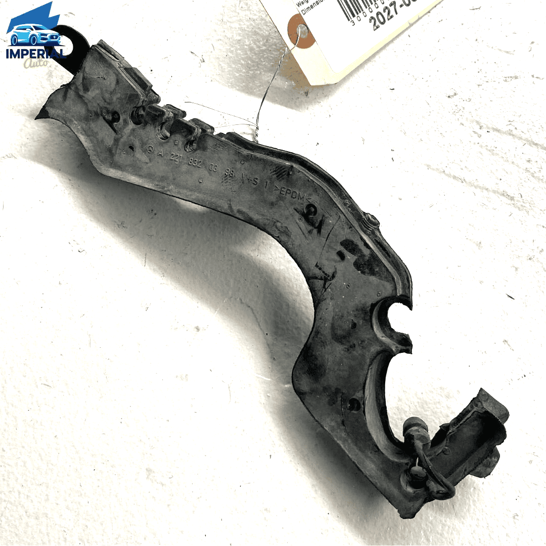 07-13 Mercedes S550 CL550 Engine Bay Passenger Side Lower Bottom Seal Cover