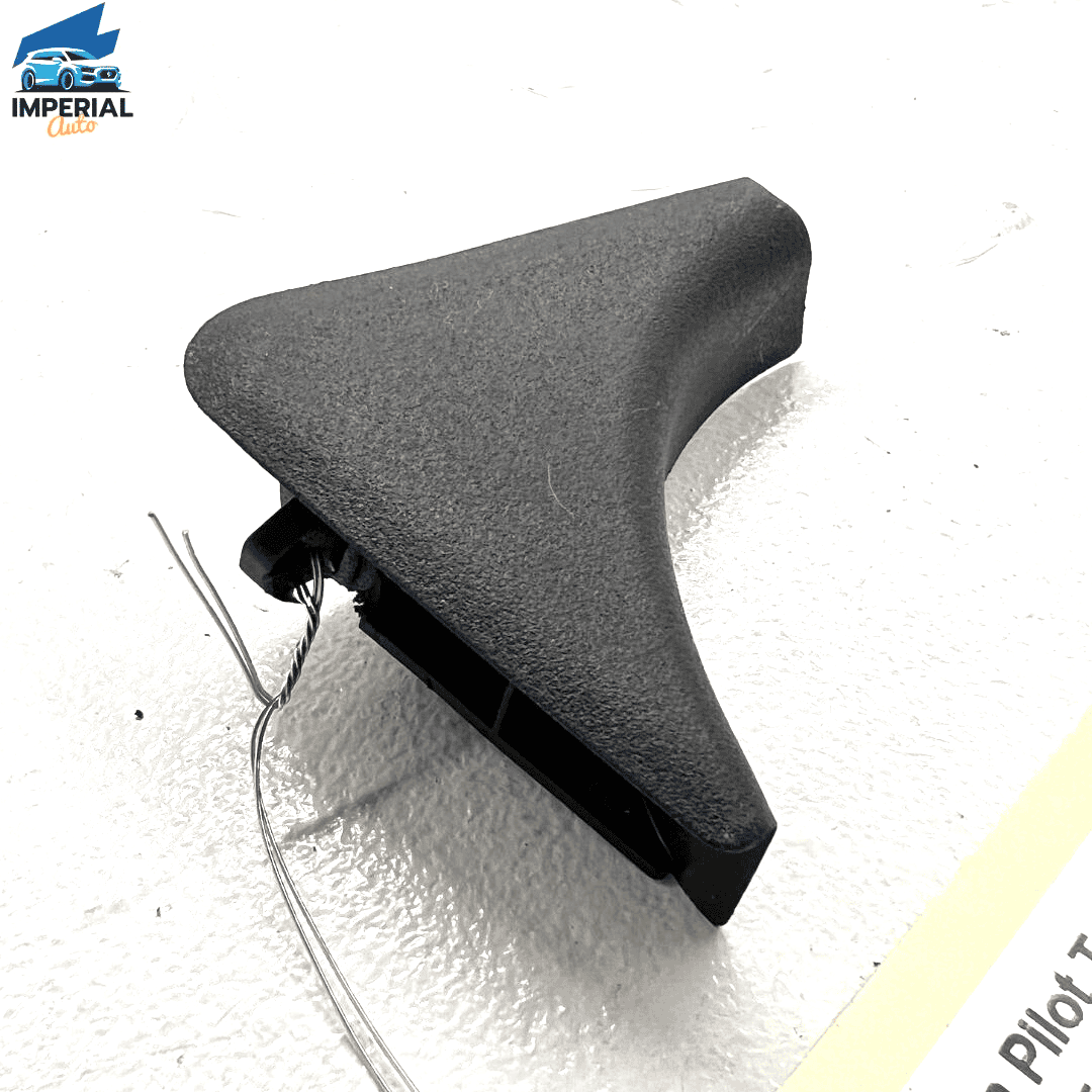 2016-21 Honda Pilot Passport Front Passenger Door Garnish Corner Trim Cover