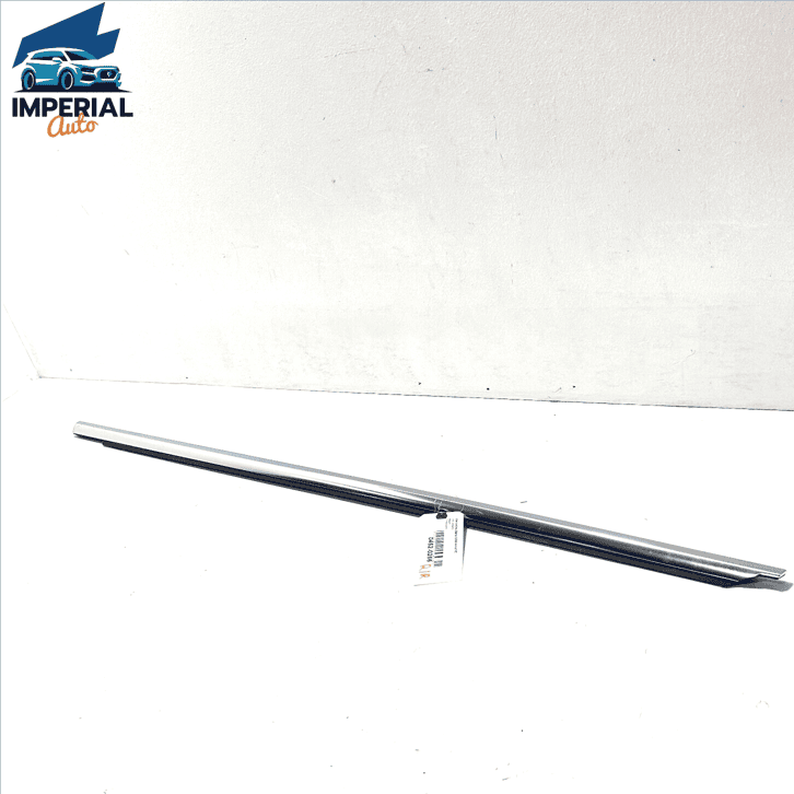 2007-2013 MERCEDES W221 REAR RIGHT DOOR WINDOW WEATHERSTRIP MOLDING OEM