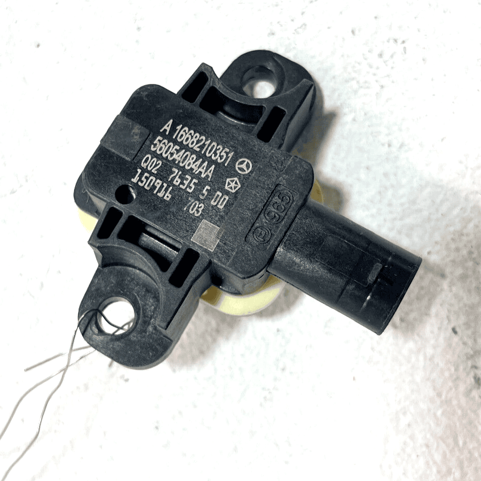 Front Door Crash Impact Sensor Jeep Grand Cherokee 2011-12-13-14-2021 OEM