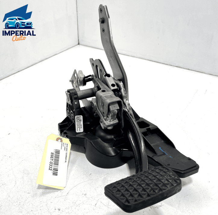 2019 GMC TERRAIN SLE BRAKE STOP PEDAL W/ BRACKET OEM