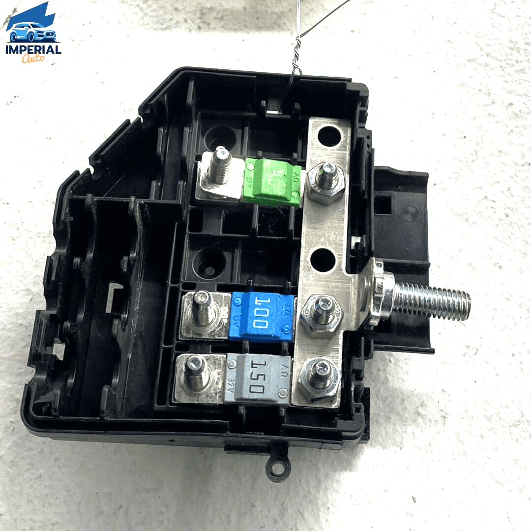 2010-2012 Mercedes X164 GL450 Junction Block Fuse Relay Jump Starting Point