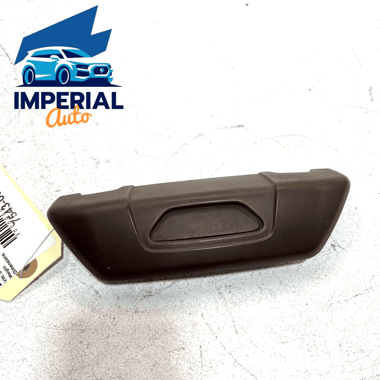 2017-2019 AUDI Q7 PREMIUM PLUS FRONT LEFT SEAT HEADREST BRACKET OUTER COVER