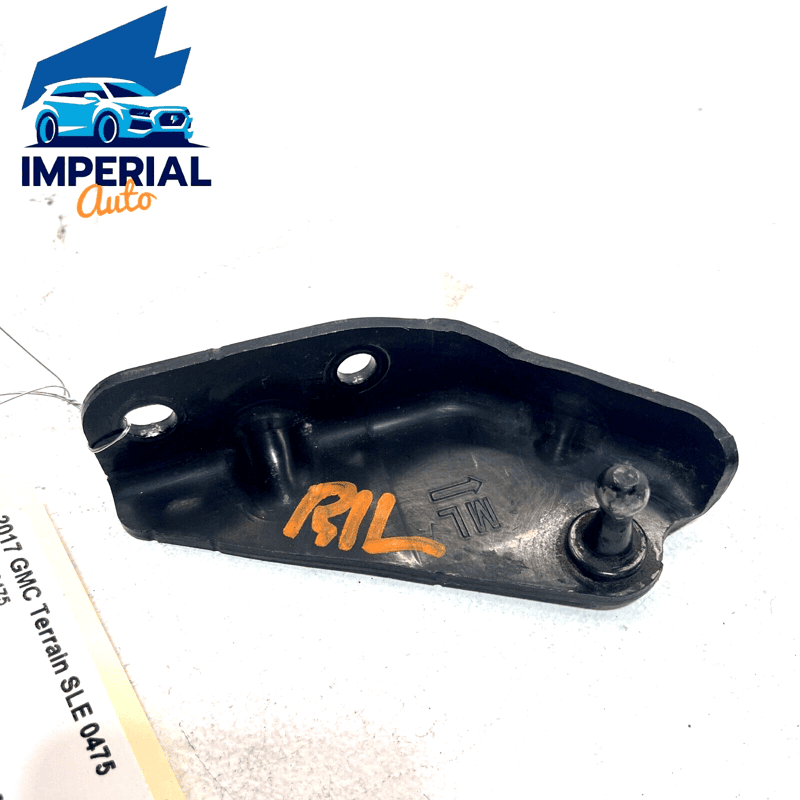 2018-23 GMC TERRAIN REAR LEFT TAILGATE LIFTGATE LIFT CYLINDER STRUT BRACKET
