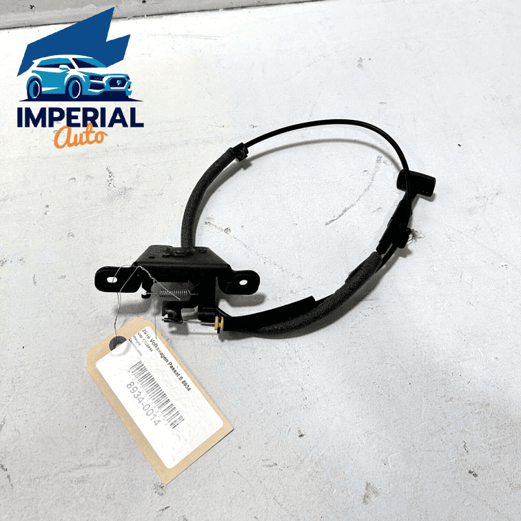 2012-2022 VOLKSWAGEN PASSAT REAR RIGHT PASSENGER SIDE SEAT LATCH OEM