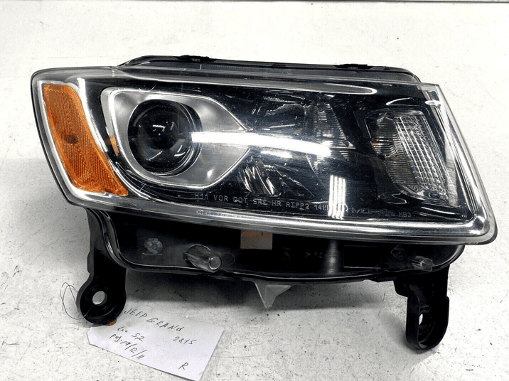 2014-2016 Jeep Grand Cherokee Headlight Headlamp Passenger Right Halogen OE