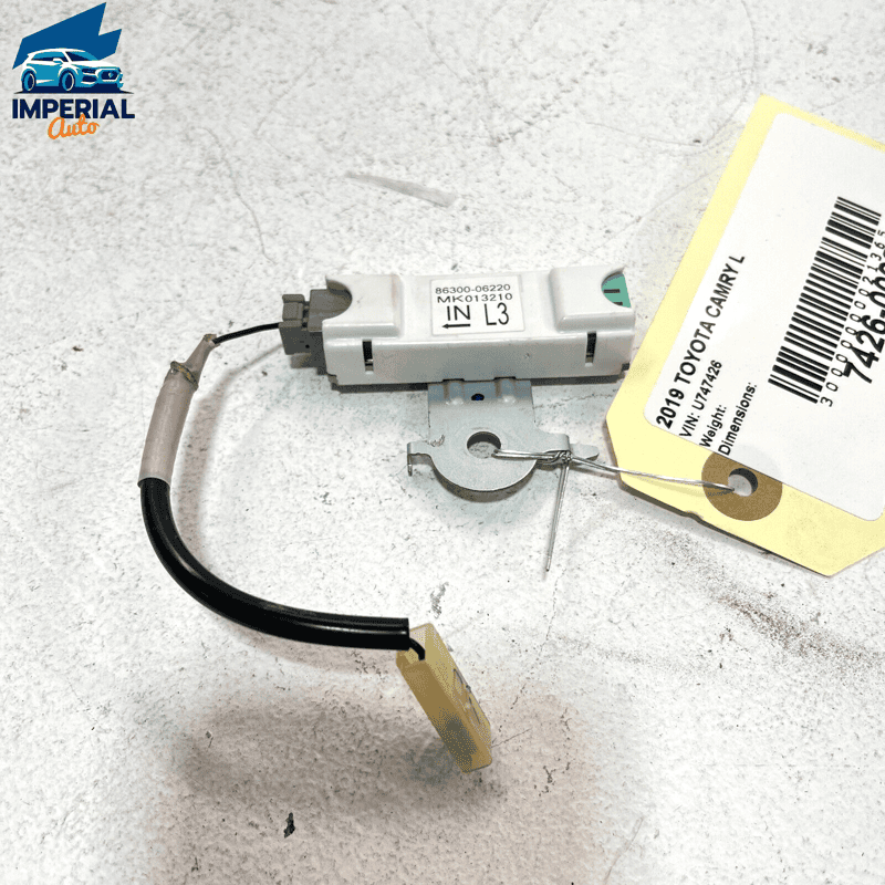 2018 - 2023 TOYOTA CAMRY REAR LEFT DRIVER SIDE ANTENNA AMPLIFIER MODULE UNI