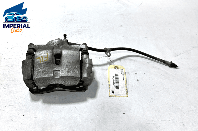2019 - 2023 TOYOTA CAMRY SE Front Left Driver Side Disc Brake Caliper OEM