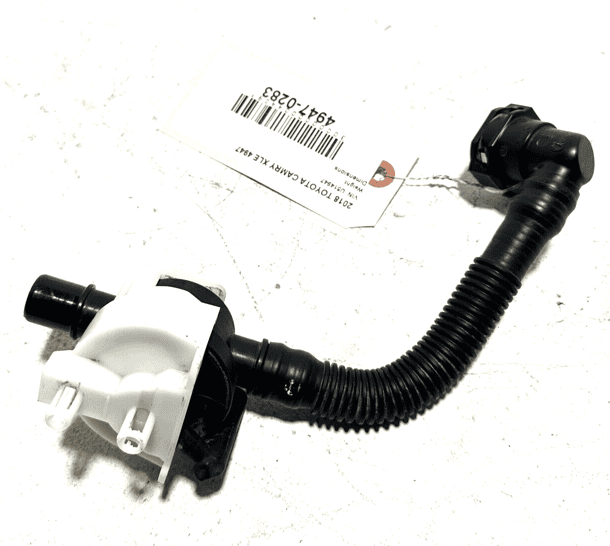2018-2020 TOYOTA CAMRY 2.5L FUEL VAPOR CANISTER OUTLET HOSE TUBE PIPE OEM