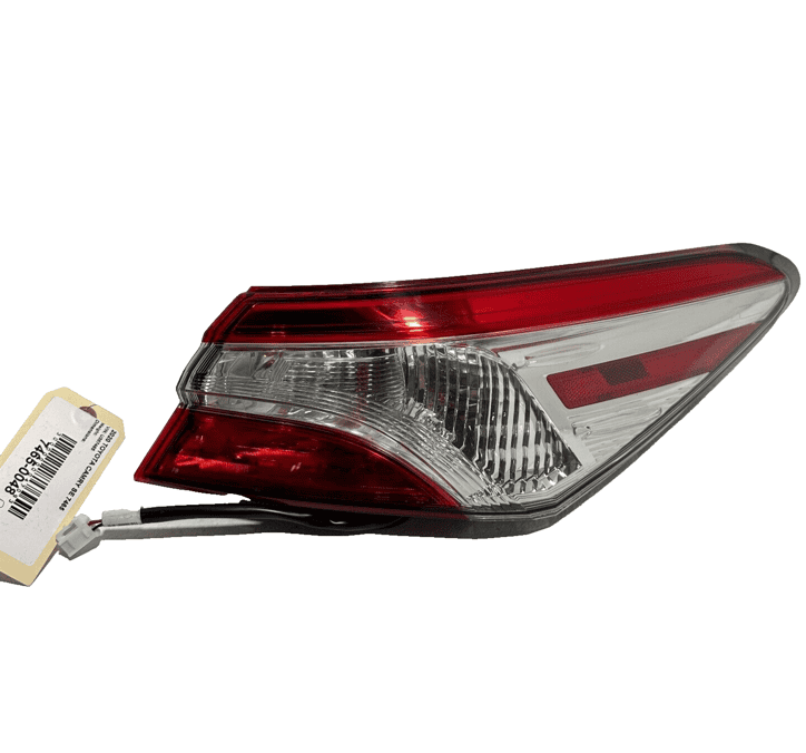 2018 - 2020 TOYOTA CAMRY REAR RIGHT PASSENGER SIDE OUTER TAILLIGHT LAMP OEM