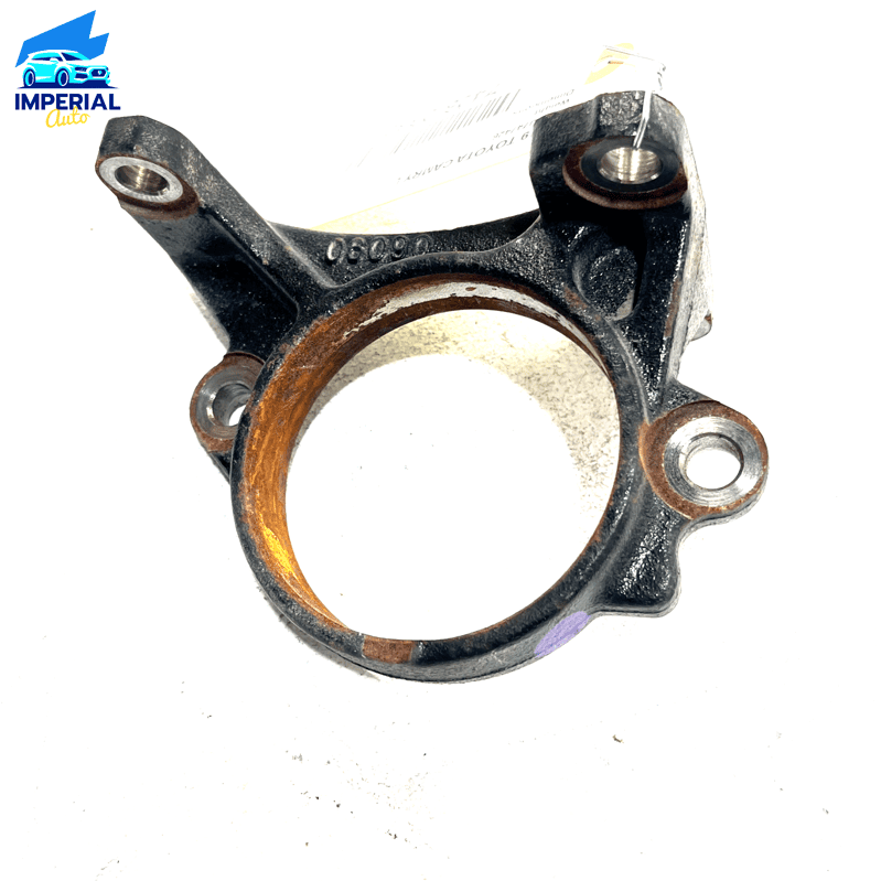 2018-2023 TOYOTA CAMRY FRONT RIGHT AXLE DRIVE SHAFT BEARING SUPPORT BRACKET