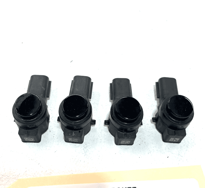 16-21 JEEP GRAND CHEROKEE FRONT OR REAR BUMPER PARK ASSIST PDC SENSOR OEM -