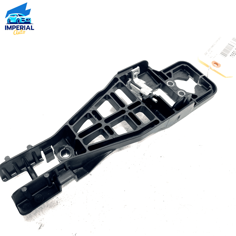 2011-2021 JEEP GRAND CHEROKEE REAR RIGHT DOOR EXTERIOR HANDLE BRACKET OEM