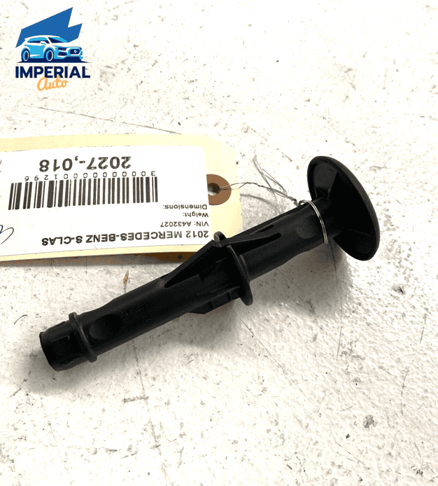 MERCEDES W221 FRONT LEFT / RIGHT SEAT HEADREST GUIDE SLEEVE OEM 1PCS 2010-2