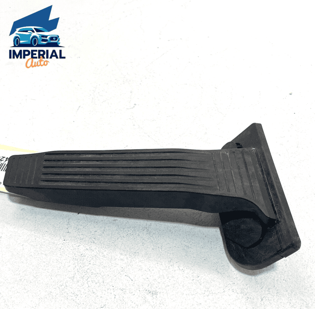 2018 - 2022 TOYOTA CAMRY L GAS PEDAL ACCELERATOR THROTTLE SENSOR PAD OEM 2018 - 2022 TOYOTA CAMRY L GAS PEDAL ACCELERATOR THROTTLE SENSOR PAD OEM